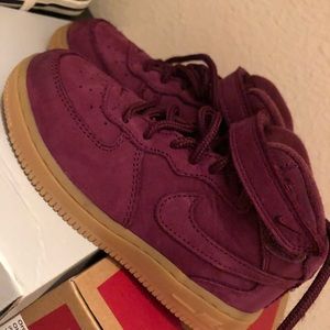 Suede Nike Air Force One Mid 10c